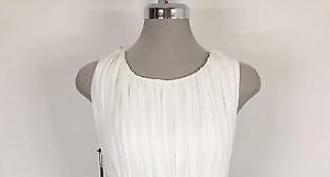 Ασπρόμαυρος συνδυασμός σε ρούχα (φωτογραφία) Λευκό φόρεμα με μαύρο σχέδιο