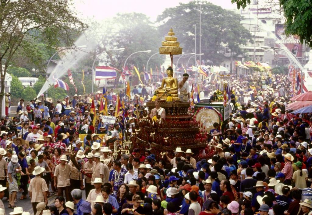 Naujieji metai Tailande – šventė Šypsenų šalyje